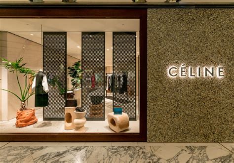 Shops with CÉLINE in Riyadh title